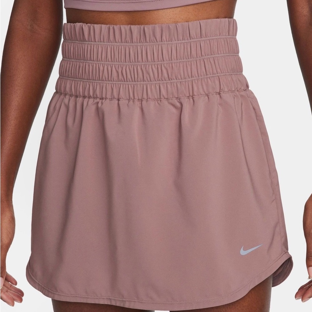 Nike Rose Mauve Athletic Skort with Smocked Waistband